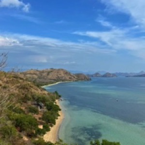Labuan Bajo et le parc national de Komodo 🇮🇩.#Indonesia #landscape #komodo